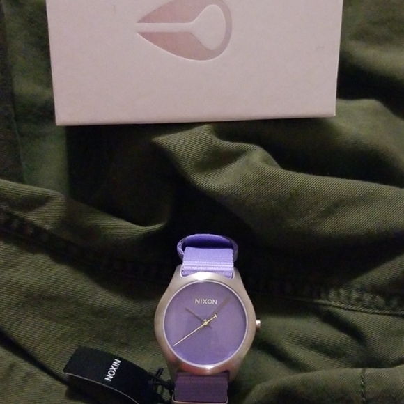 PRICE DROP!!🦄Lavender NIXON Womens Tessuto Watch - Picture 2 of 7